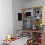 Chez Tamara With Private Parking And Air Conditioned Διαμέρισμα